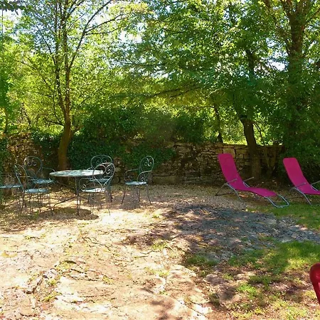 Alojamento de Acomodação e Pequeno-almoço La Hulotte 3*